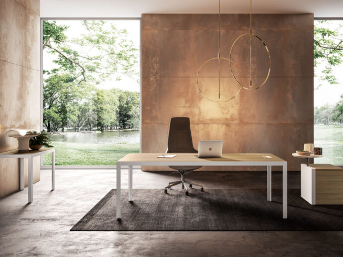 sense scrivania direzionale con piano melaminico rovere e struttura bianca
